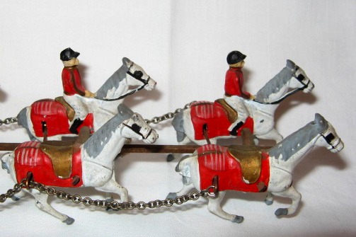 Coach front horses.jpg